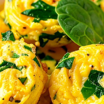 Egg & Spinach Scramble Cups